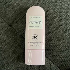 Glow Recipe Niacinamide Sunscreen